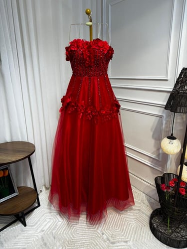 فستان ورد ليزر