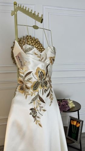 فستان سهره ميكادو مطرز بورد