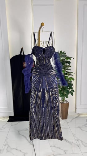 فستان سهره كحلي بقصه مميزه وانيقه