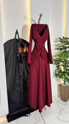 طقم بتصميم أنيق وساتر