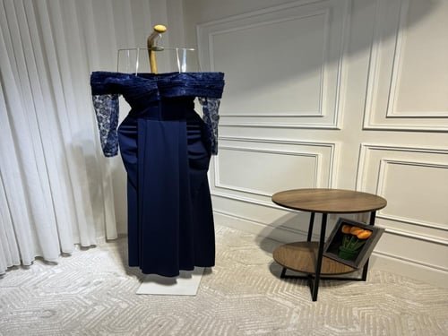 فستان انيق بدانتيل