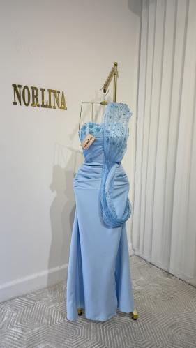 فستان سماوي جذاب