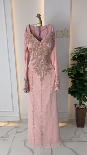 جلابية الفخامه بشك يدوي خرز