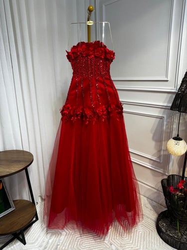 فستان ورد ليزر