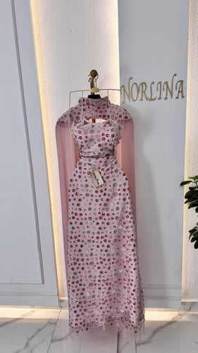 فستان مطرز بورد ترتر وخرز