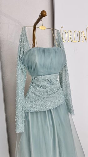 فستان بلون تيفاني بترتر خصر مميزه