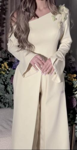 جمبسوت بتطريز كتف انيق