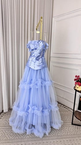 فستان نفنوفه