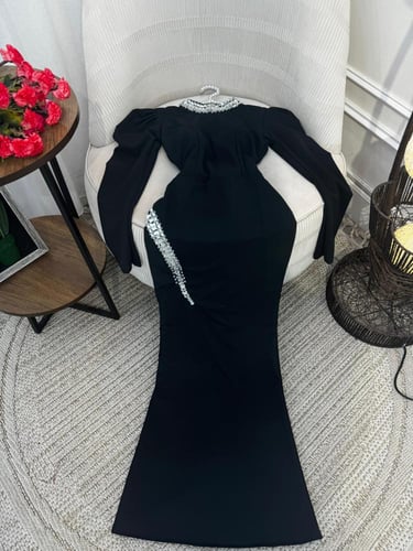 فستان مطرز كرستال