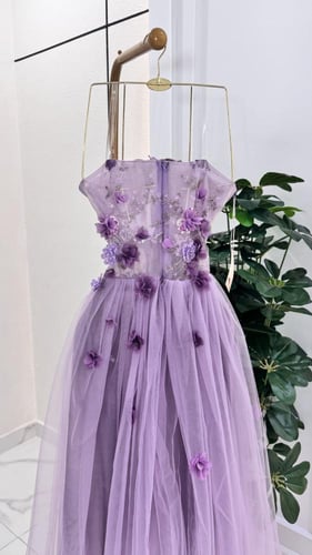 فستان مورد بكورسيه ولو مميز وجذاب