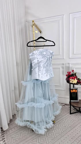 فستان نفنوفه