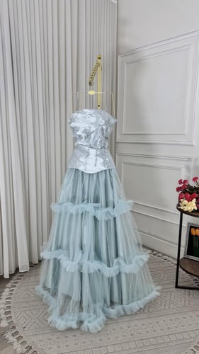 فستان نفنوفه