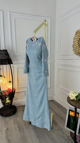 فستان بتطريز كرستال