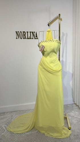 فستان باللون الليموني الانيق