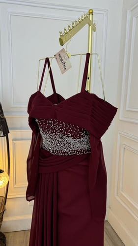 فستان عودي بكم شيفون