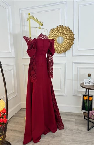 فستان انيق بالجاكار الكمبيوتر