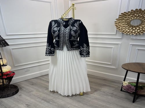 فستان بتصميم كمبيوتر قطعتين