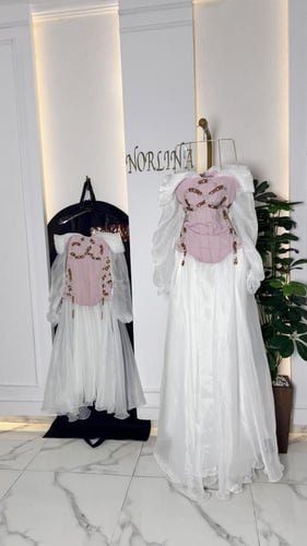 فستان سندرلا طويل وقصير