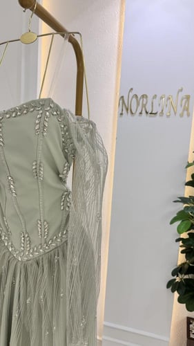 فستان تيفاني سهره بشك يدوي كرستال