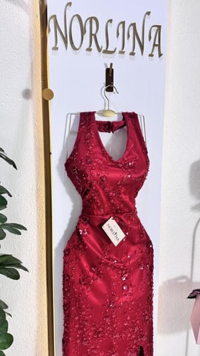 فستان سهره أنيق بقماش ترتر لامع