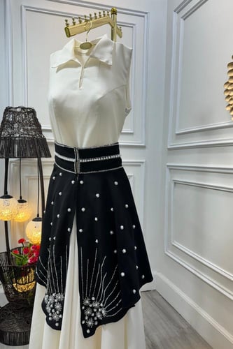 فستان أنيق بتصميم حصري