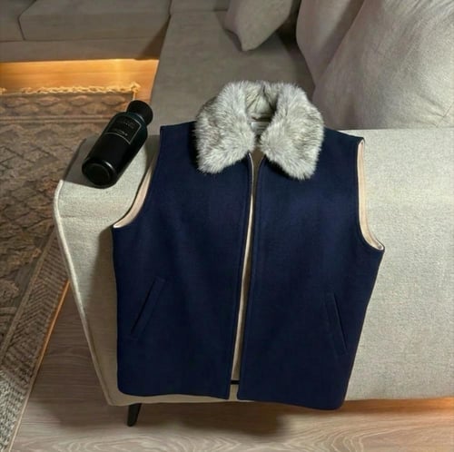 سديري شتوي ياقة فرو لون كحلي