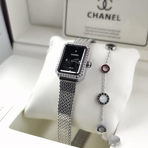 ساعة شانيل نسائية لون فضي ميناء اسود