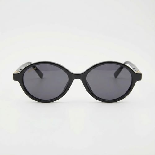 نظارة شمسية نسائية ميو ميو لون اسود