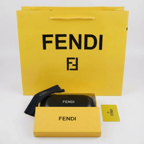 نظارة فندي اللون الترندي