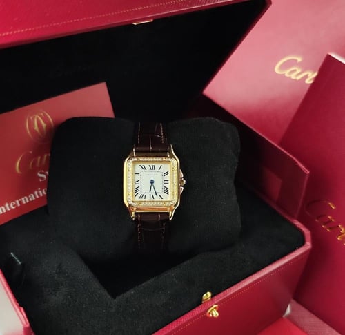 ساعة نسائية كارتير جلد