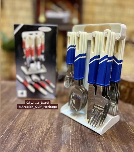 تعليقة بها ٦ حبات من الملاعق الصغيرة والكبيرة والس...