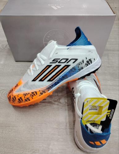 حذاء كوره قدم ولادي adidas