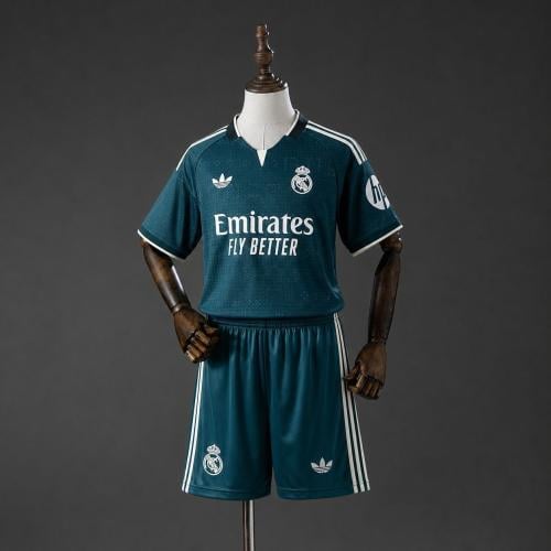 طقم ريال مدريد الثالث ( شبابي - أطفال ) 2027