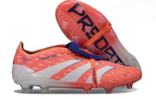 حذاء Adidas