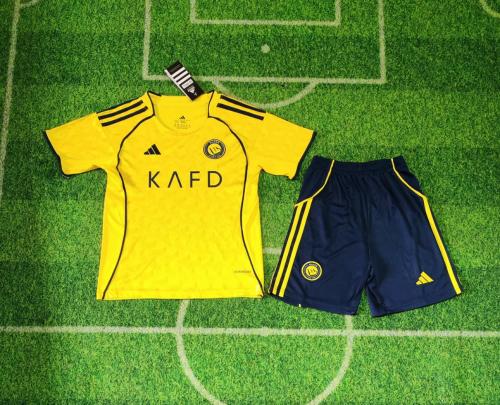 طقم النصر الأساسي ( شبابي-أطفال) 2026/25