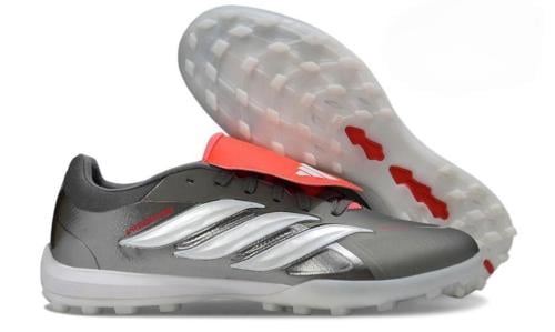 حذاء Adidas