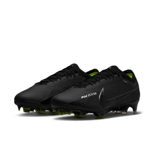 حذاء كوره قدم ولادي Nike