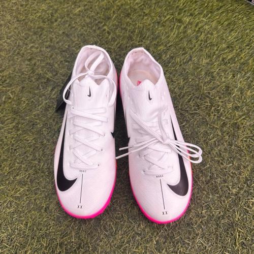 حذاء كوره قدم ولادي Nike