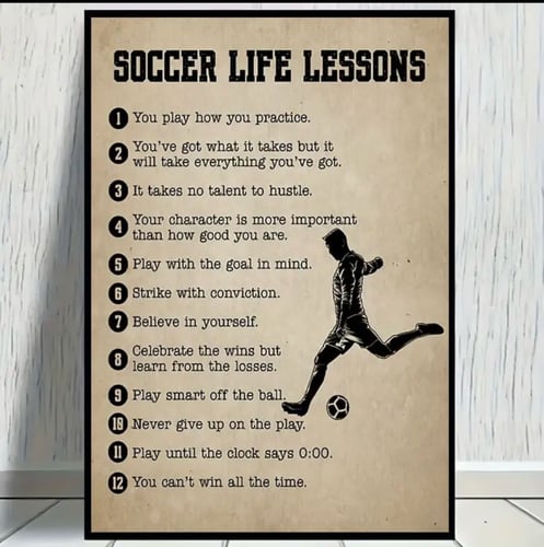 لوحة دروس كرة القدم – فن جداري تحفيزي لعشاق اللعبة