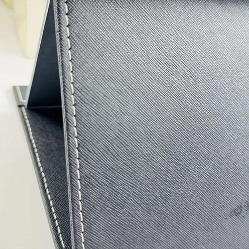 مرآة قابلة للطي مقاس وسط - أسود جلد