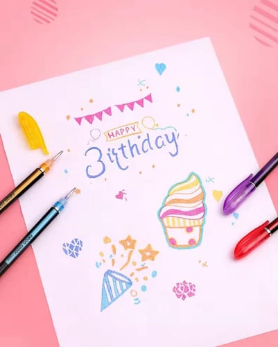 أقلام الوان دقيقة خاصة بأنواع الرسم العلاجي الدقيق