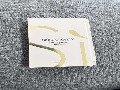 Giorgio Armani Eau de parfum intense