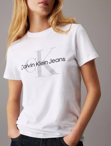 تيشيرت كالفن كلاين - Calvin Klein shirt