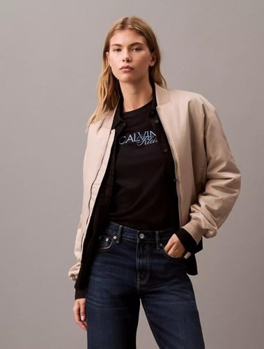 تيشيرت كالفن كلاين - Calvin Klein shirt