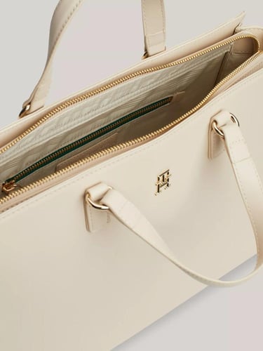 شنطة تومي هيلفر - Tommy Hilfiger handbag