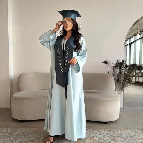 عبايات تخرج 2026 لون سماوي