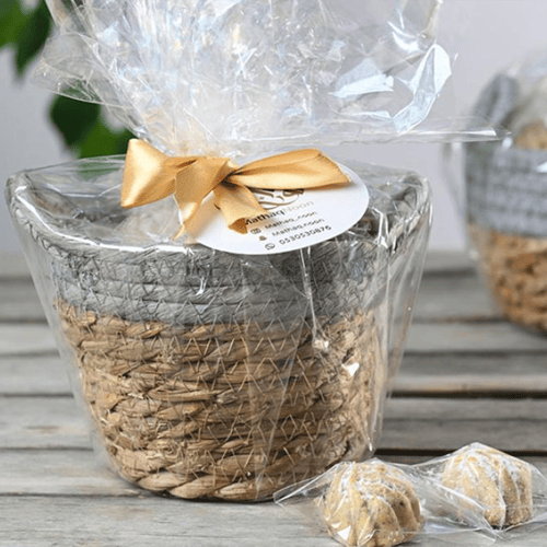 سلة معمول صغيرة - توزيعات - يمكن تغير لون السلة-.