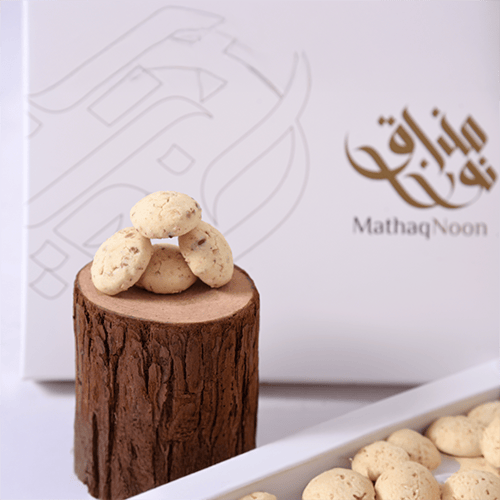 غريبة اللوز