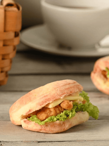 سلة مني ساندوتش - 30 قطعة