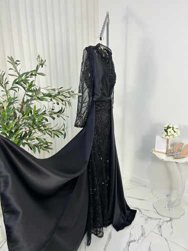 فستان بارلينا اسود فخم